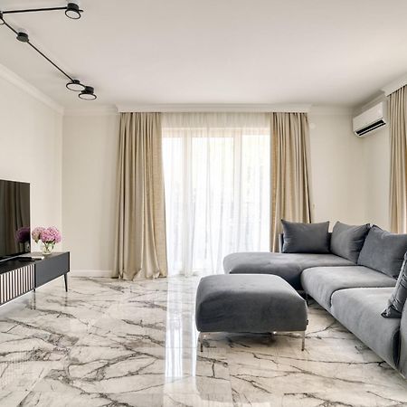 Ap Royal Oak - 2 Bedroom Apartment In Будва Екстер'єр фото